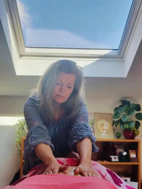 Dorothea wombmassage TOP